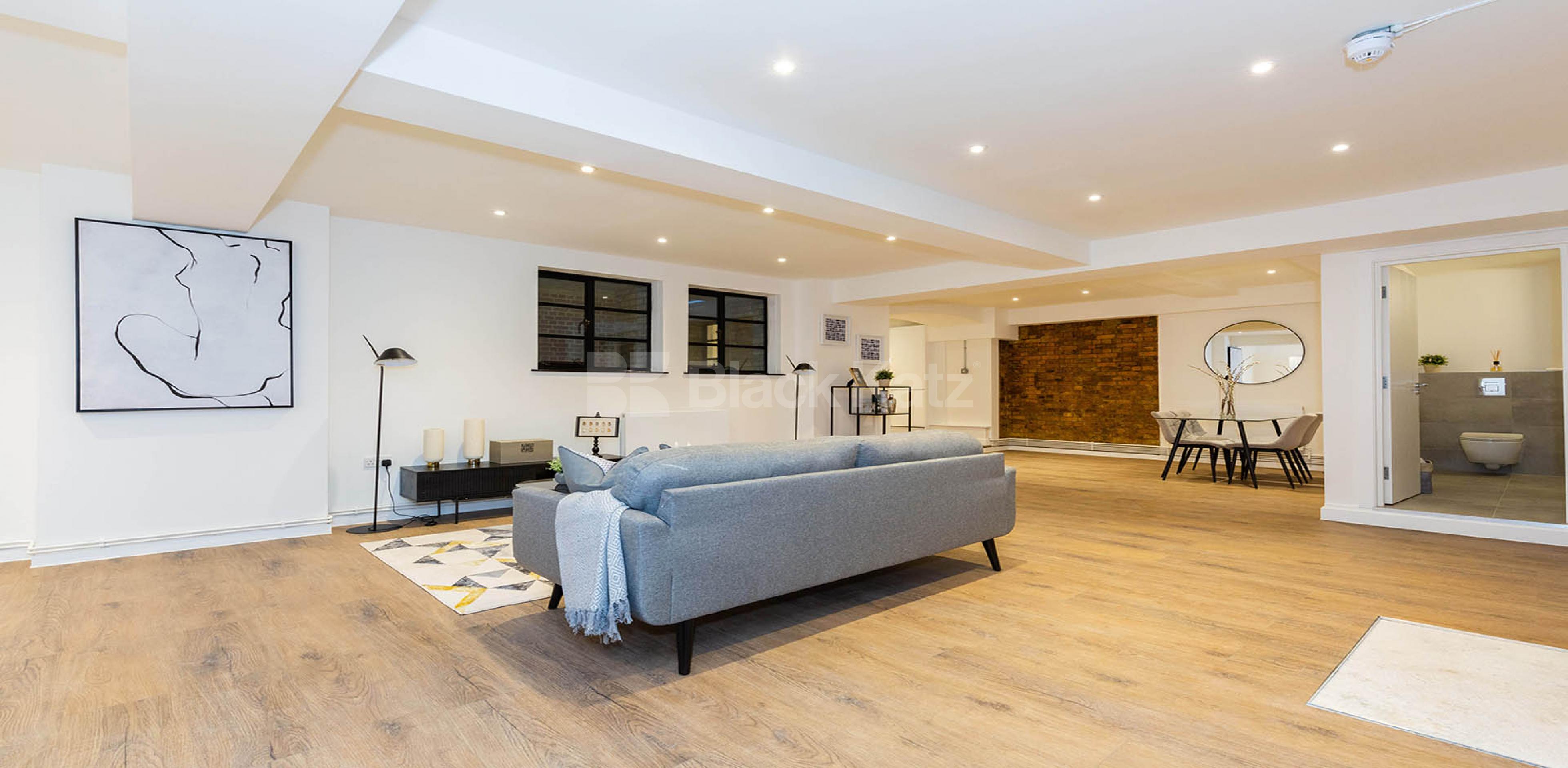 Studio apartment with loft style features in a modern private development  Tyssen Street - Springfield House, Dalston E8